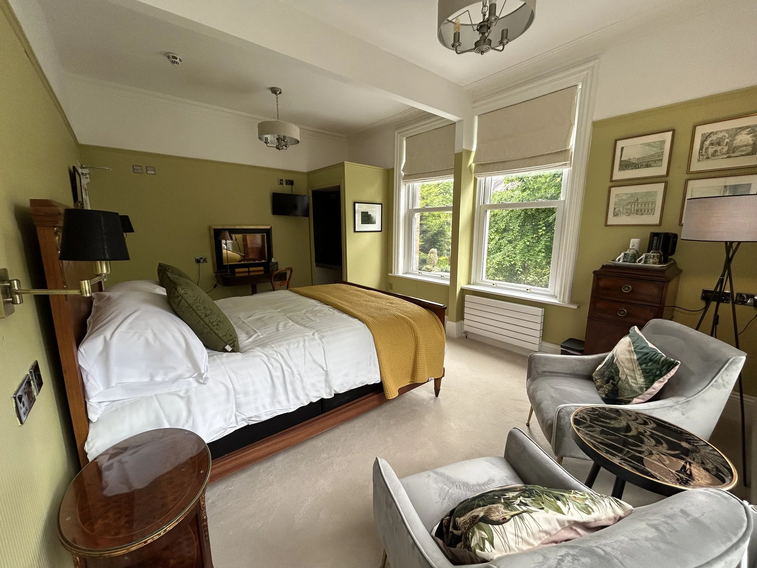 First floor king size bed.