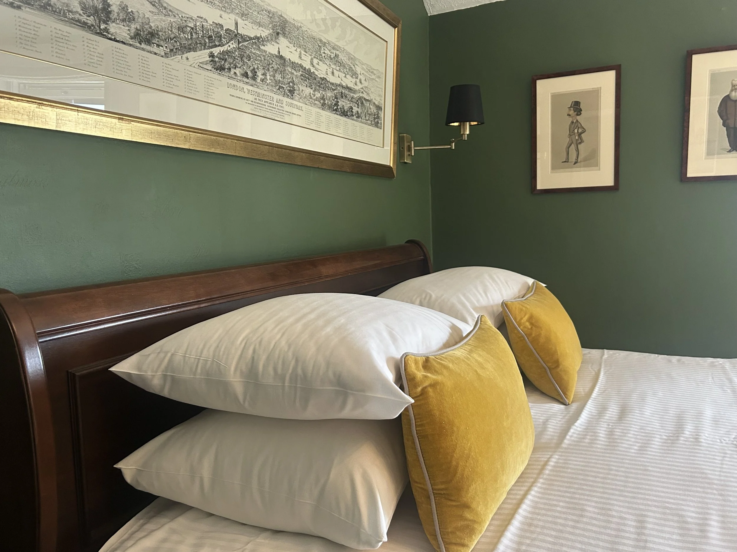 Cosy King, room 7, second floor