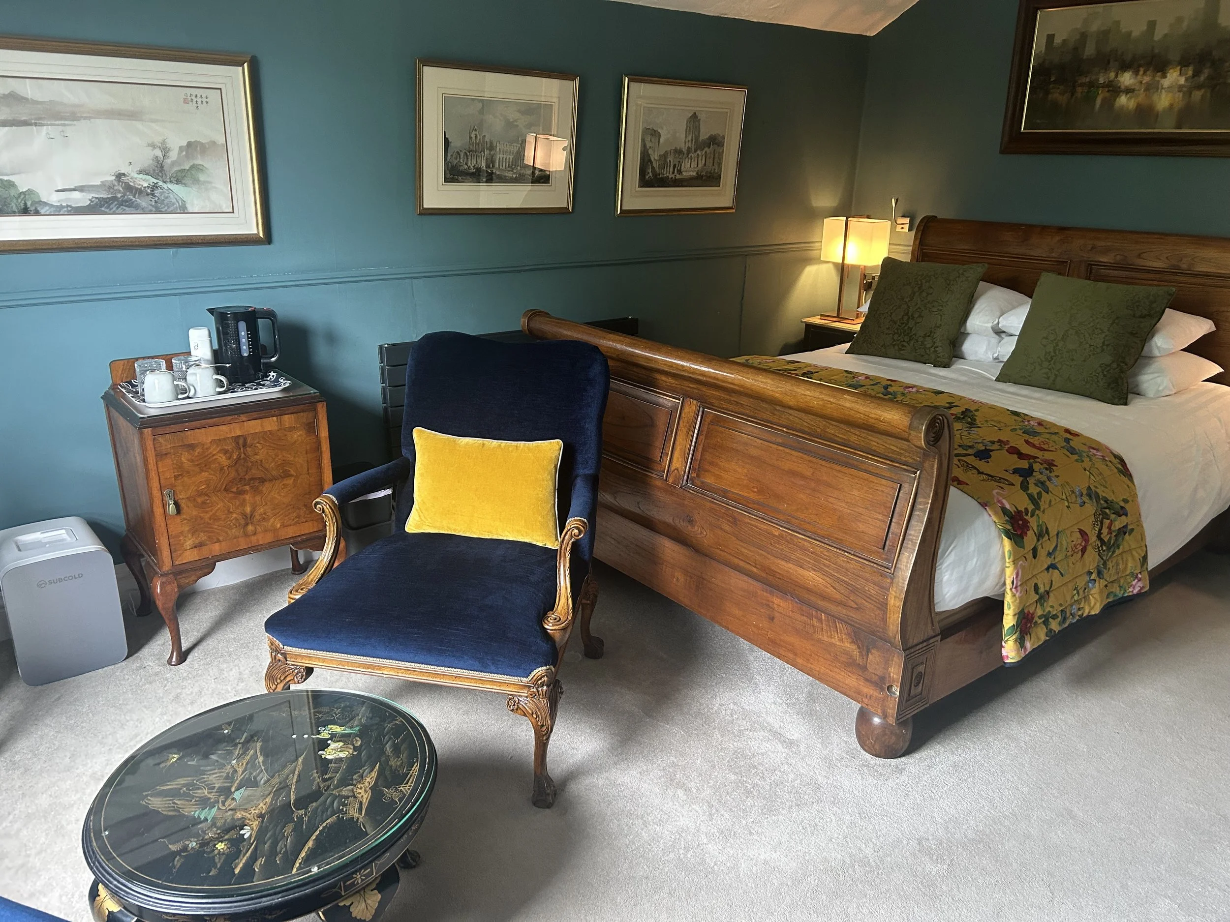 Second floor king size bed.