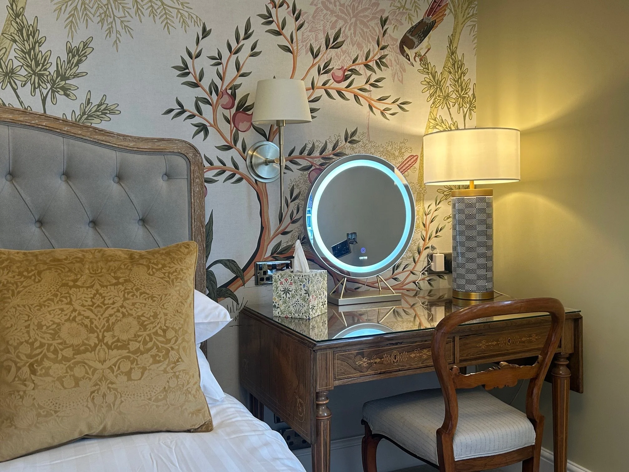 French King, room 9, second floor