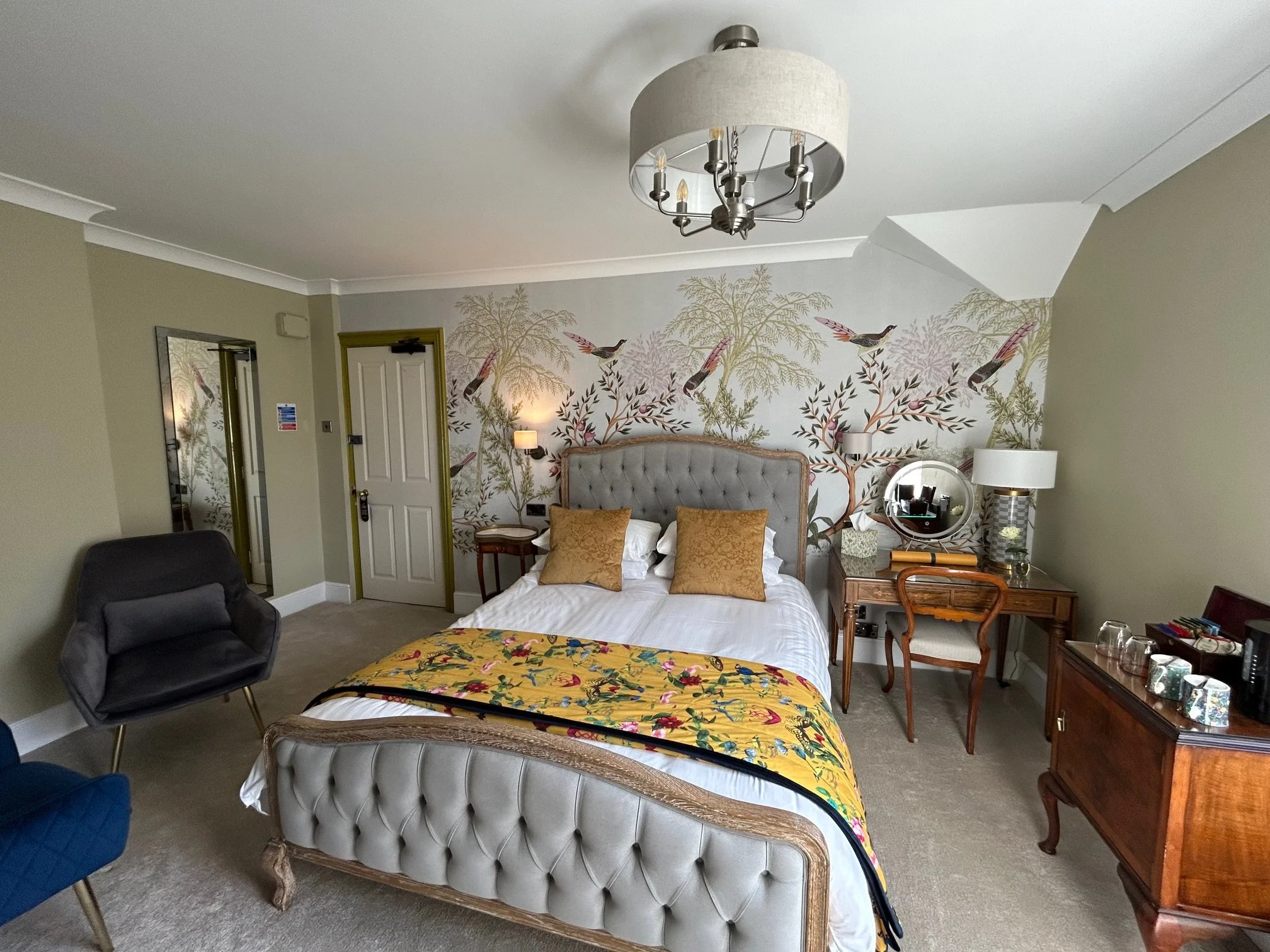 French King, room 9, second floor