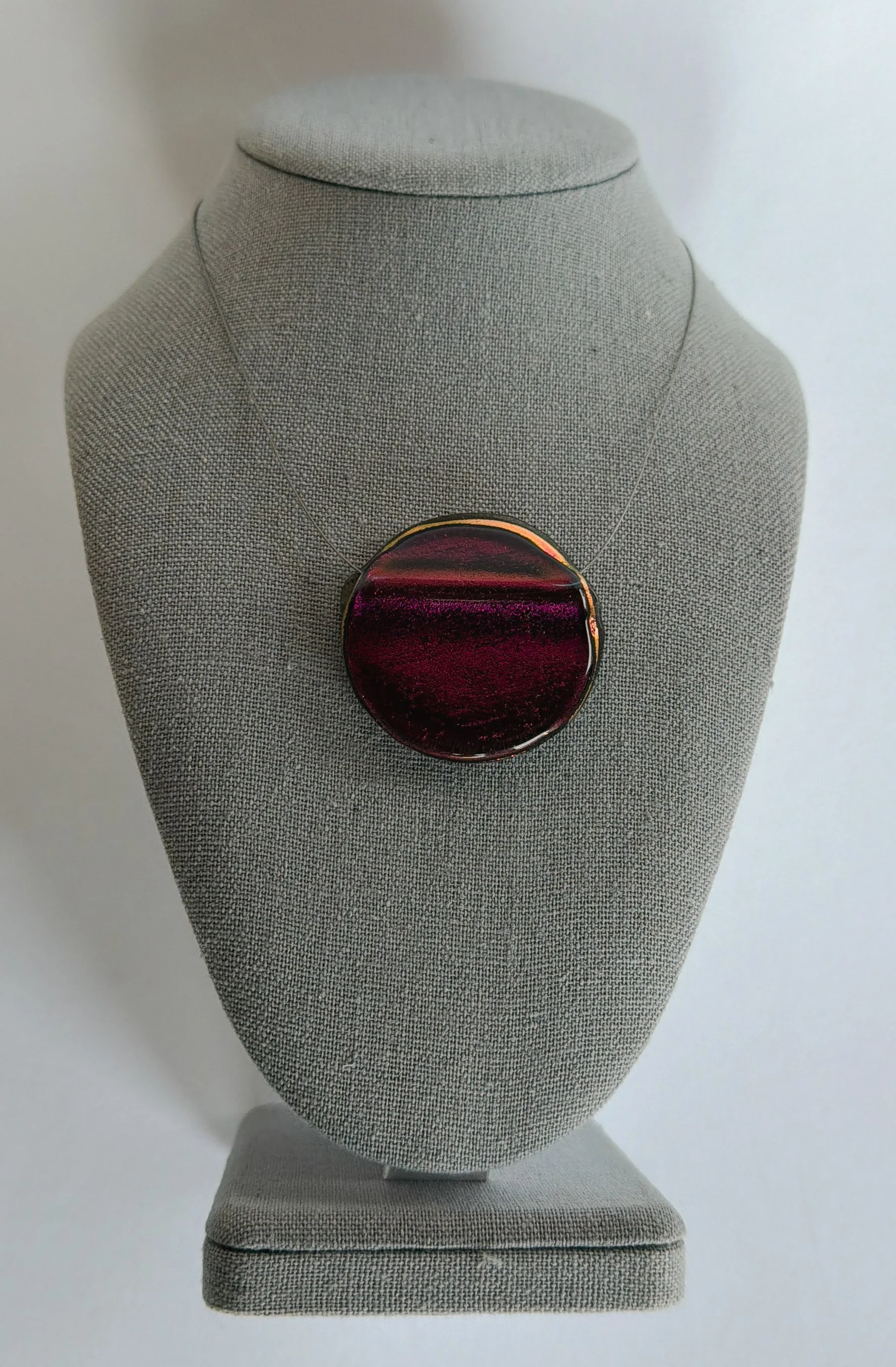 lasting-light-necklace-circle-1.jpg