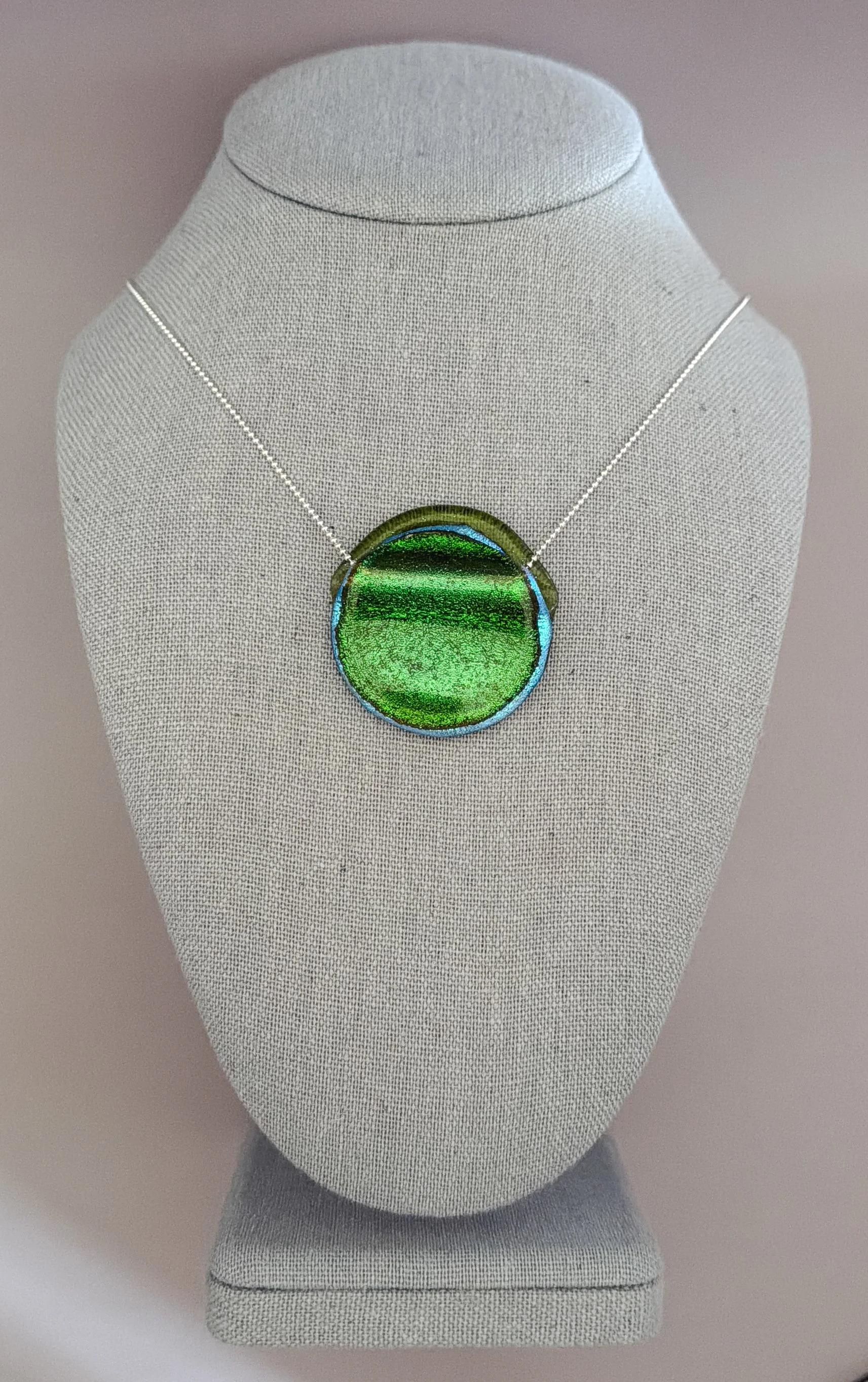 quarry-reflection-necklace-round-1.jpg