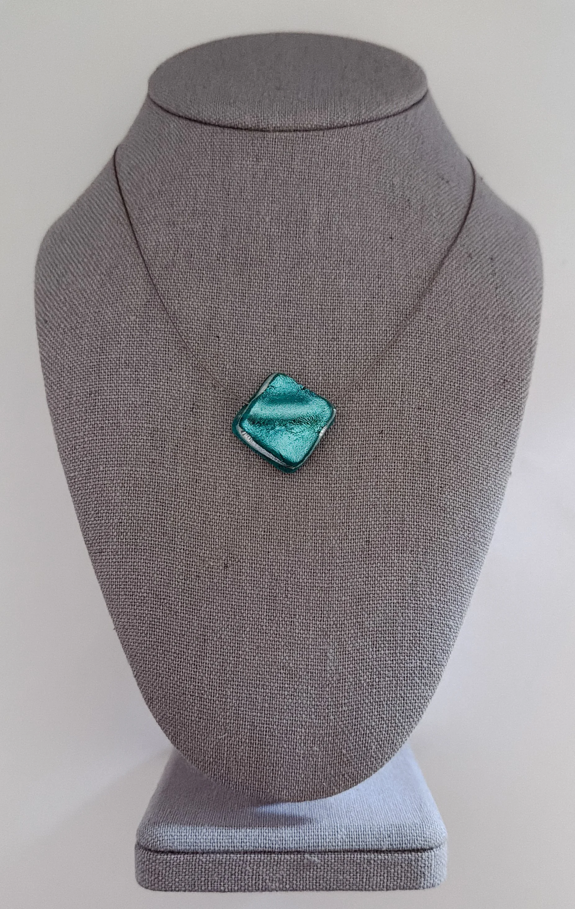 silver-tide-necklace-diamond-1.jpg