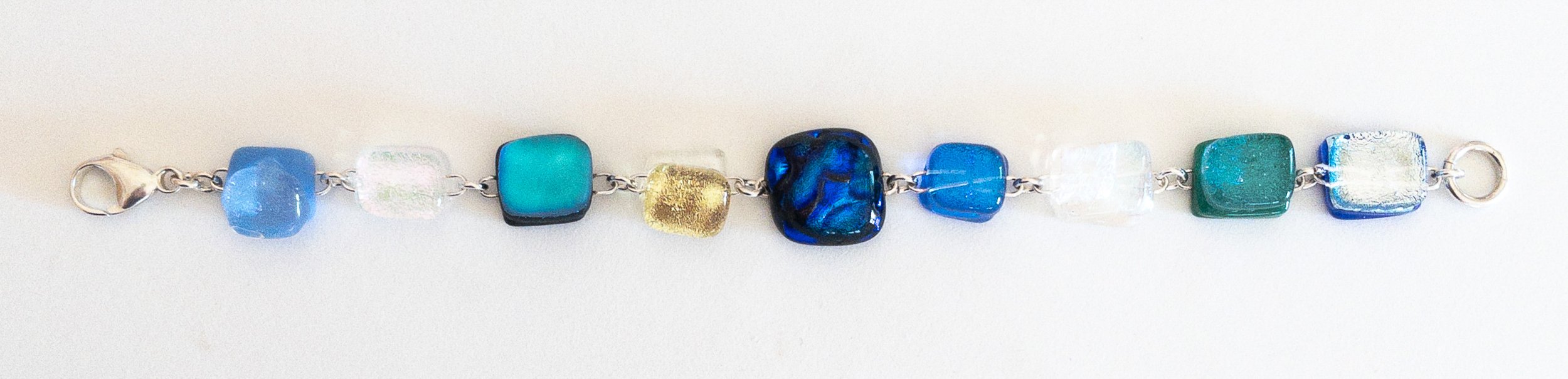 Sparkly Seas Bracelet.jpg