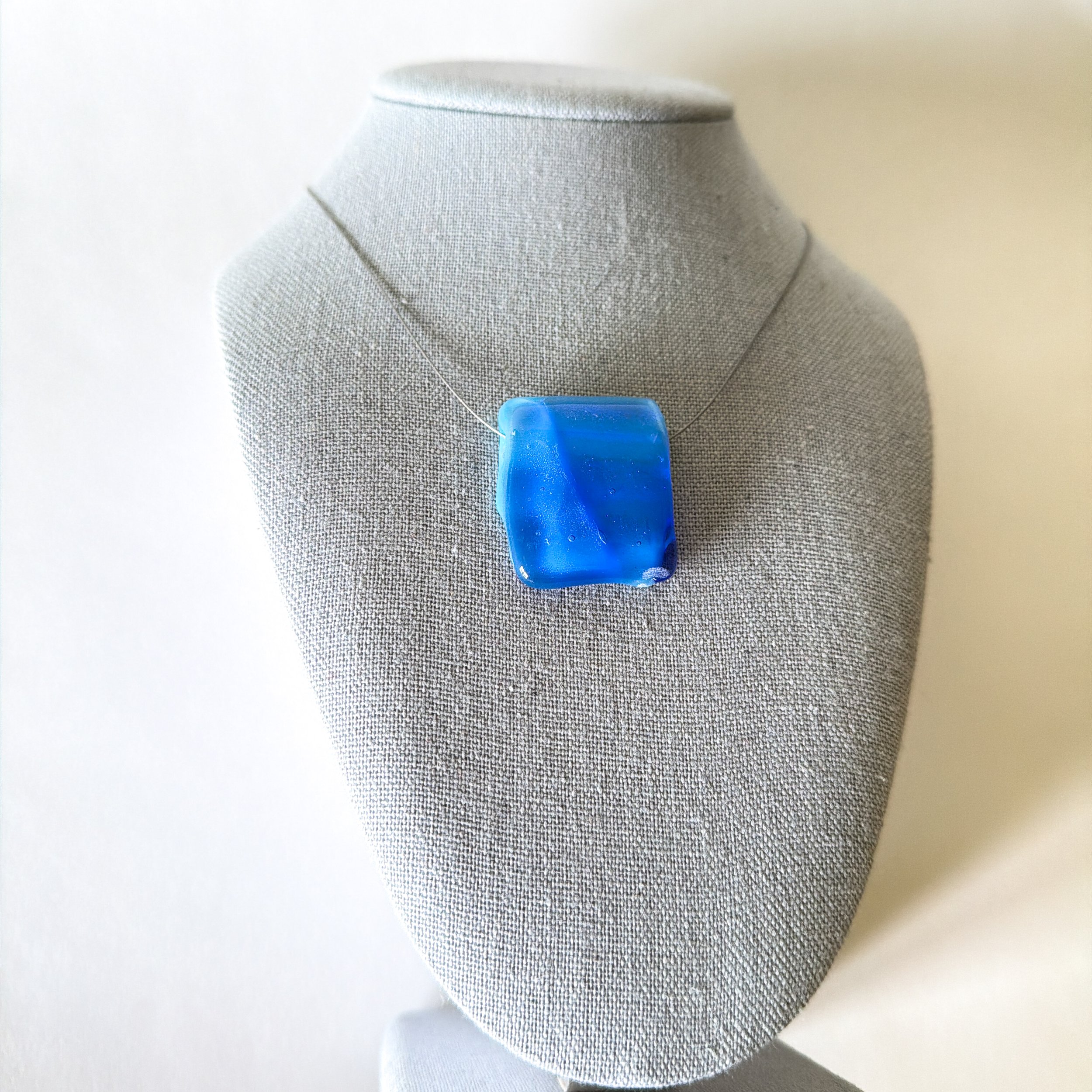 belfast-blue-necklace-special-square-125-2.jpg