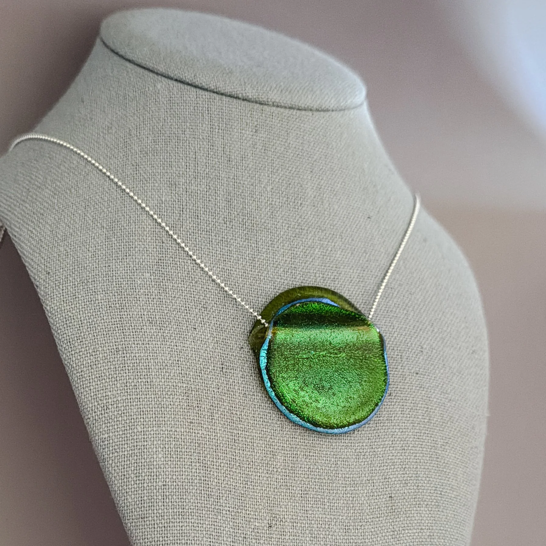 quarry-reflection-necklace-round-2.jpg
