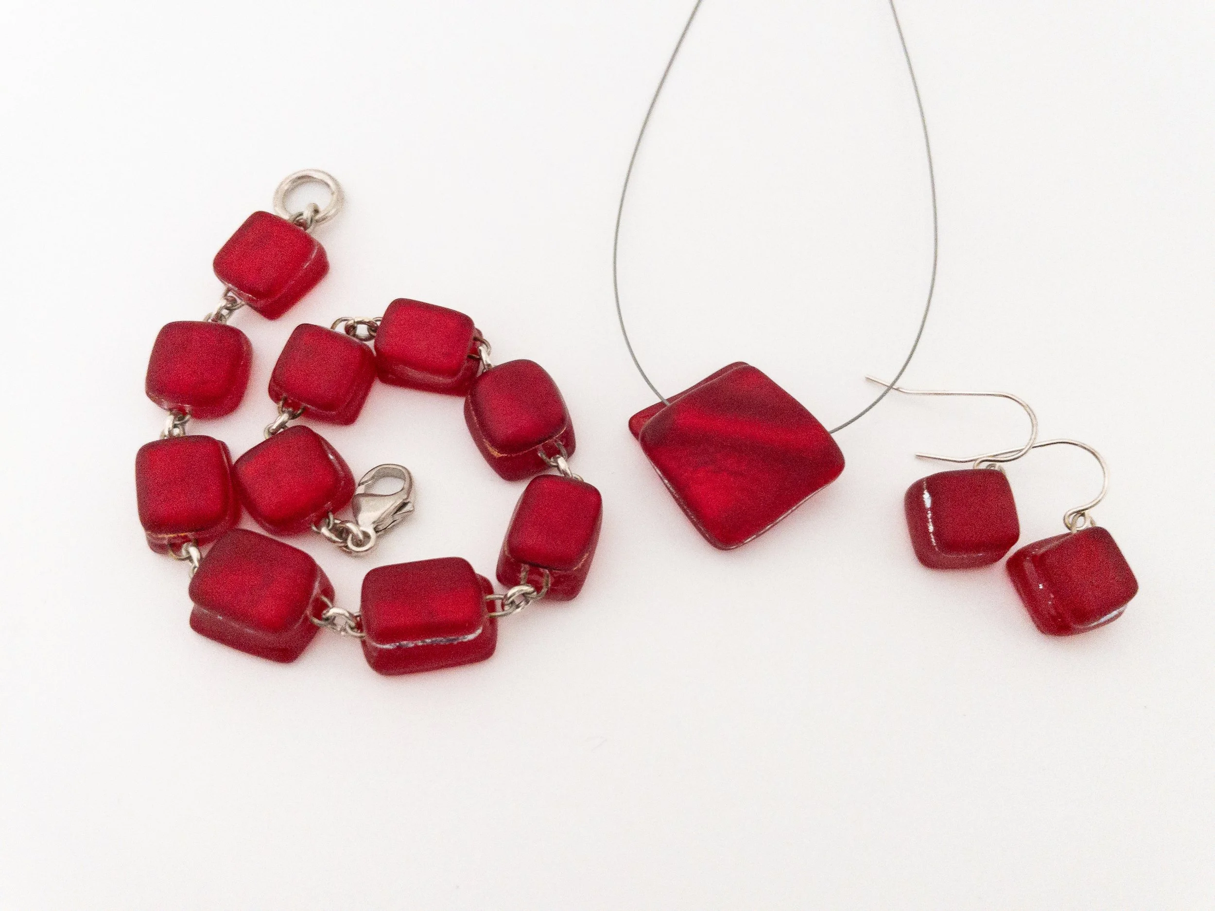 rosehips-jewelry-set-1.jpg