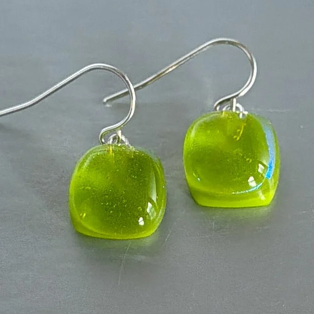 Hello Spring Earrings