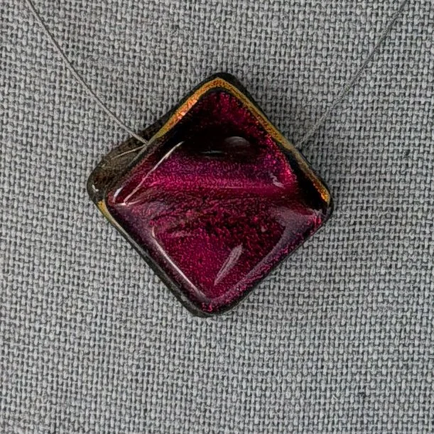 lasting-light-necklace-diamond.jpg