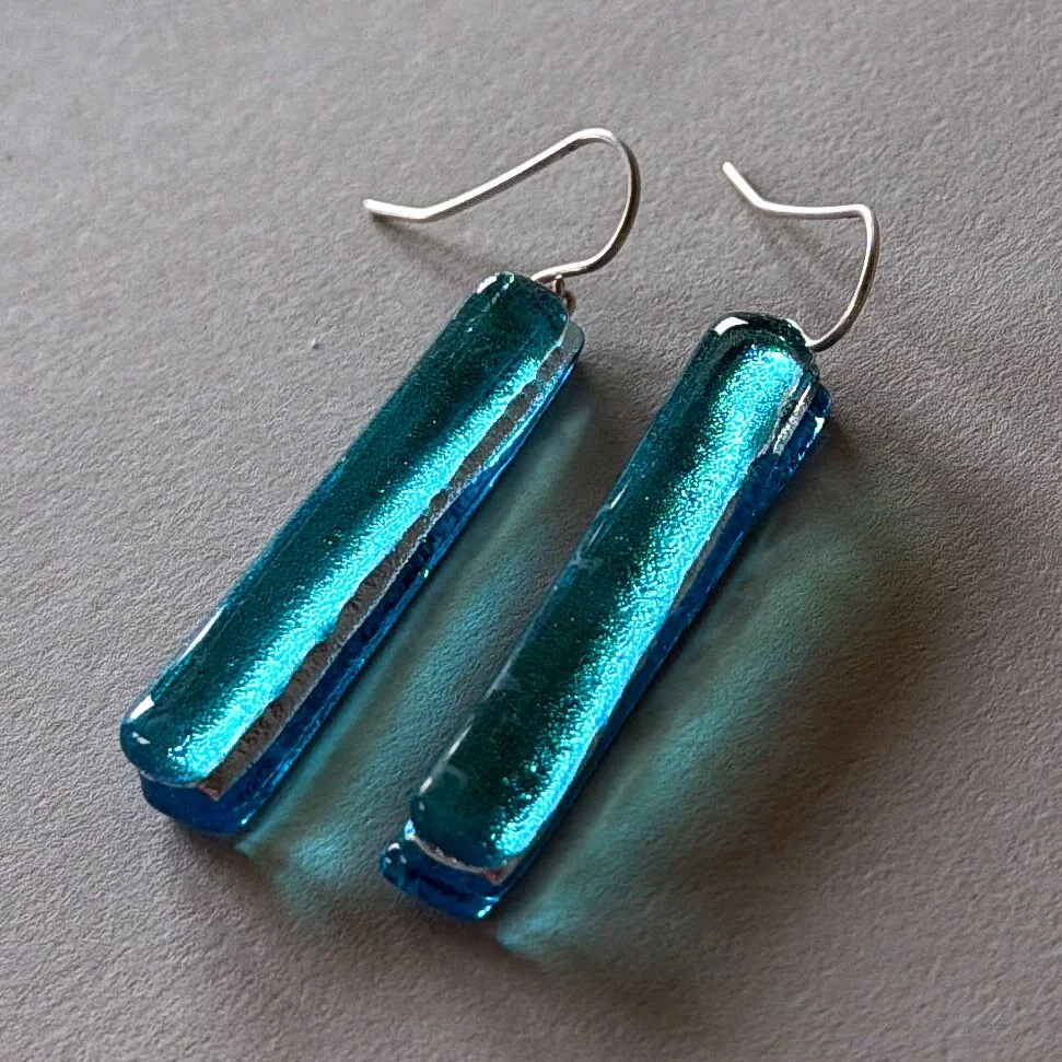 kye-earrings-rectangle-long-1.jpg