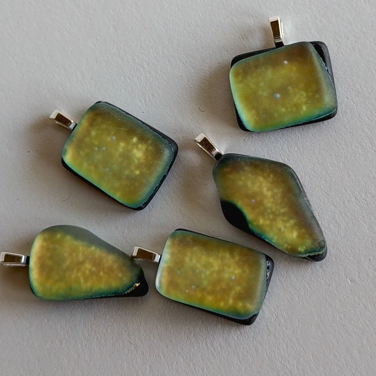 gilded-moss-petite-pendant-1.jpg