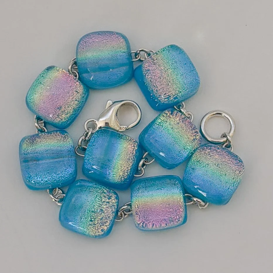 color-out-loud-bracelet-1.jpg