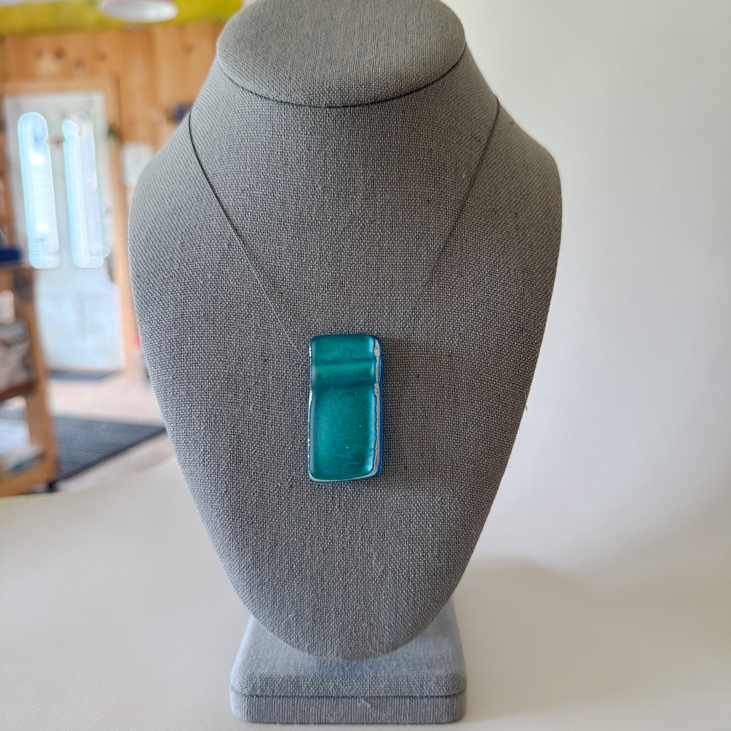barefoot-in-blue-necklace-rectagnle-150.jpg