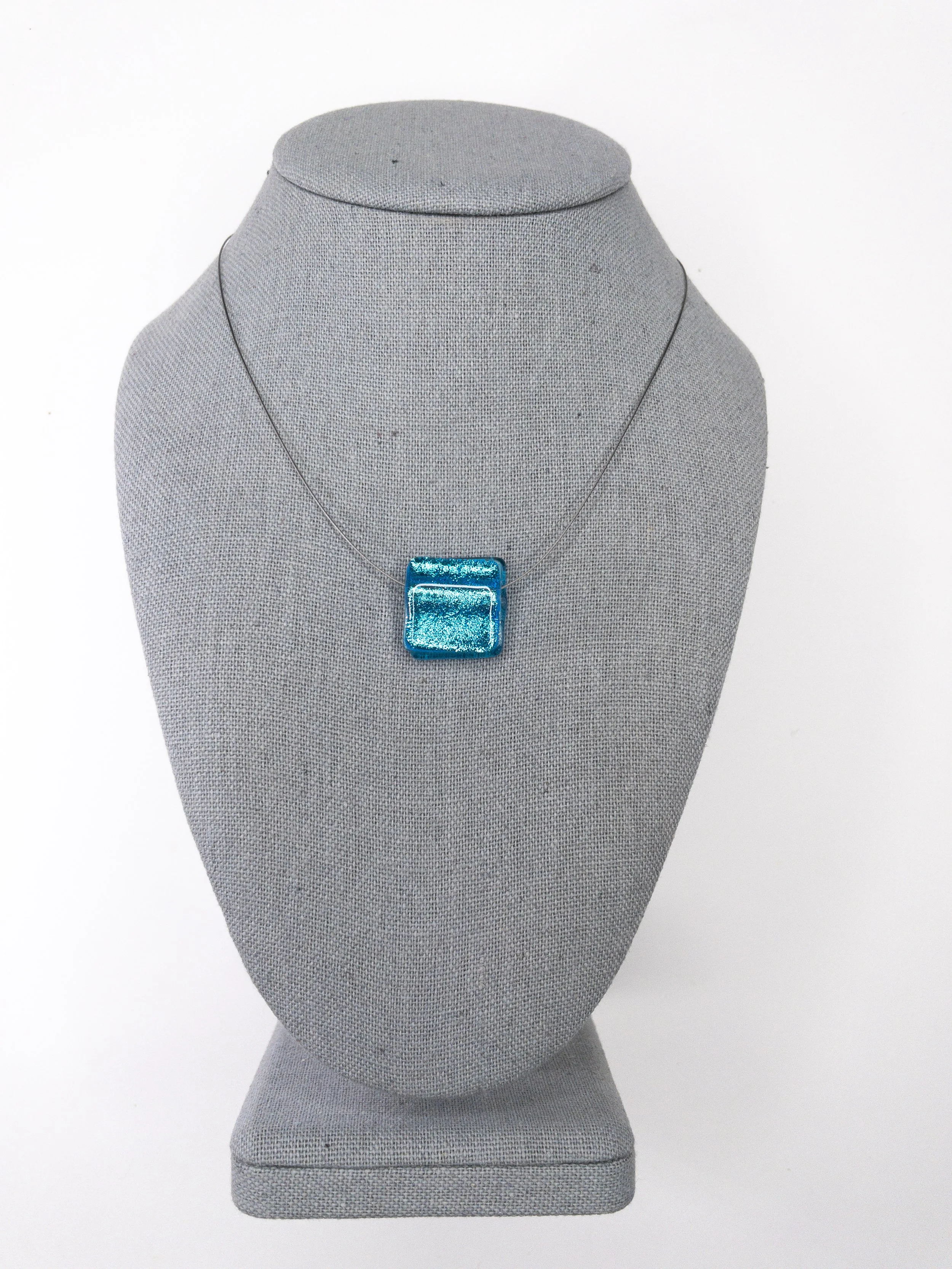 on-the-edge-of-summer-necklace-square-2.jpg