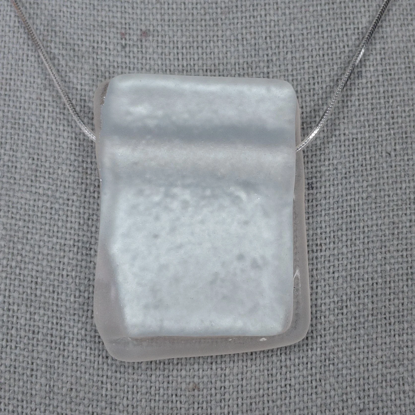 pearlescent-necklace-square-150-1.jpg