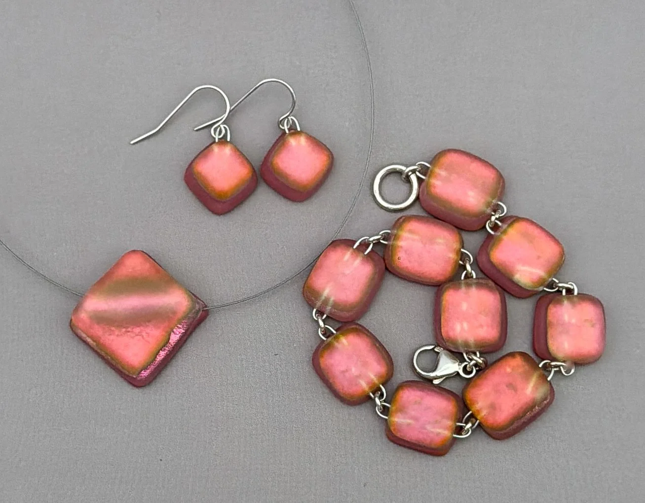 apricot-dawn-jewelry-set-1.jpg
