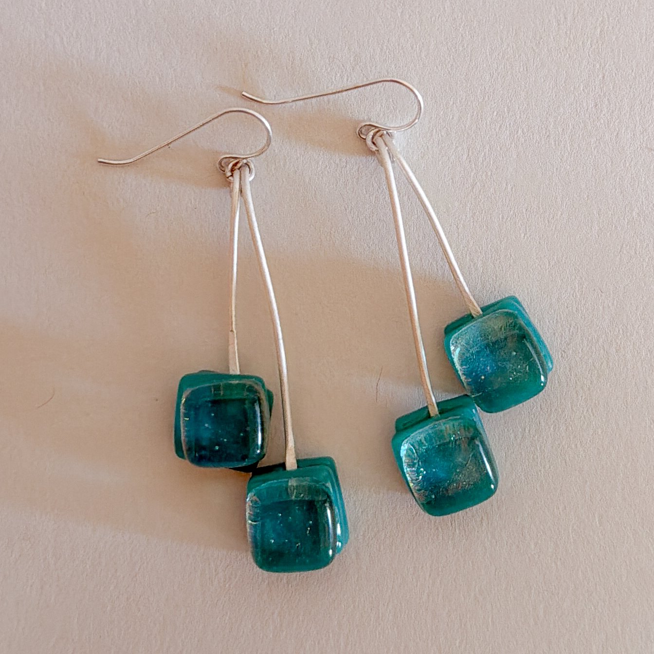 island-time-earrings-swing.jpg