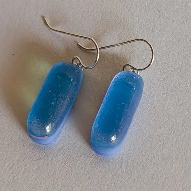 holding-summer-earrings-rectangle-1.jpg