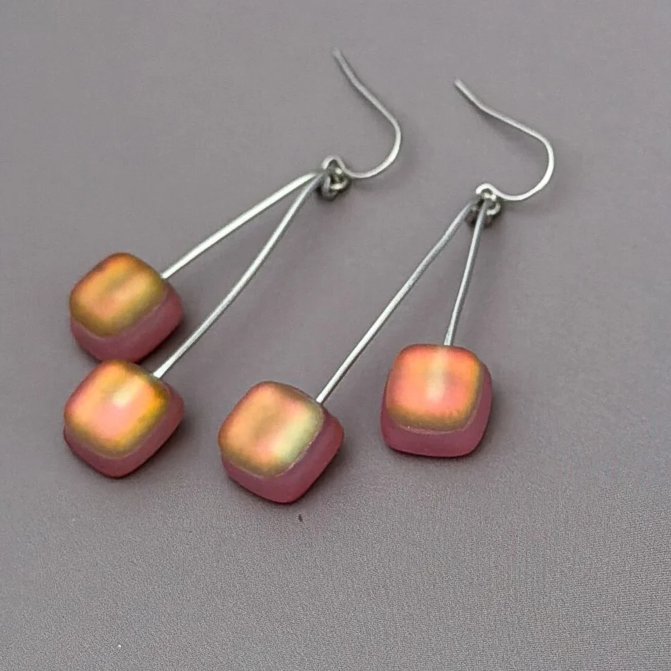apricot-dawn-earrings-swing-1.jpg
