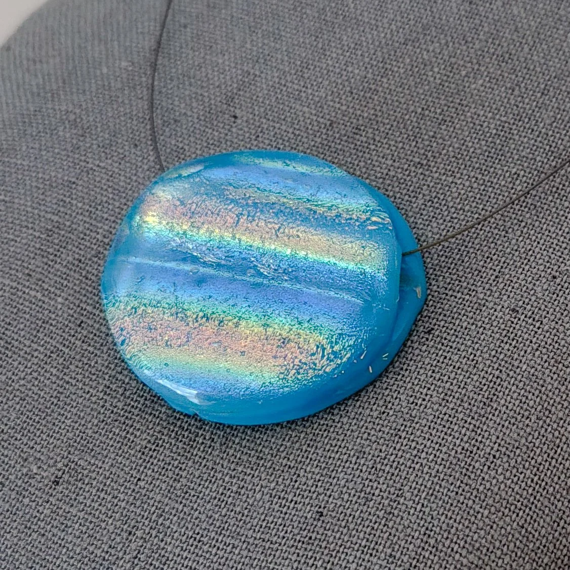 color-out-loud-necklace-round-3.jpg