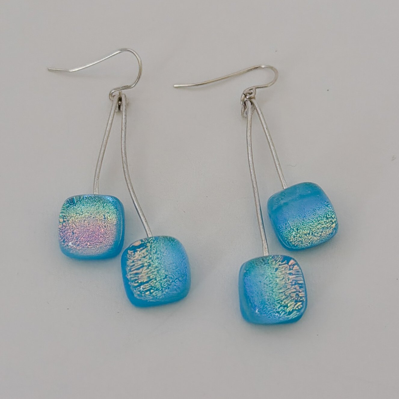 color-out-loud-earrings-swing.jpg