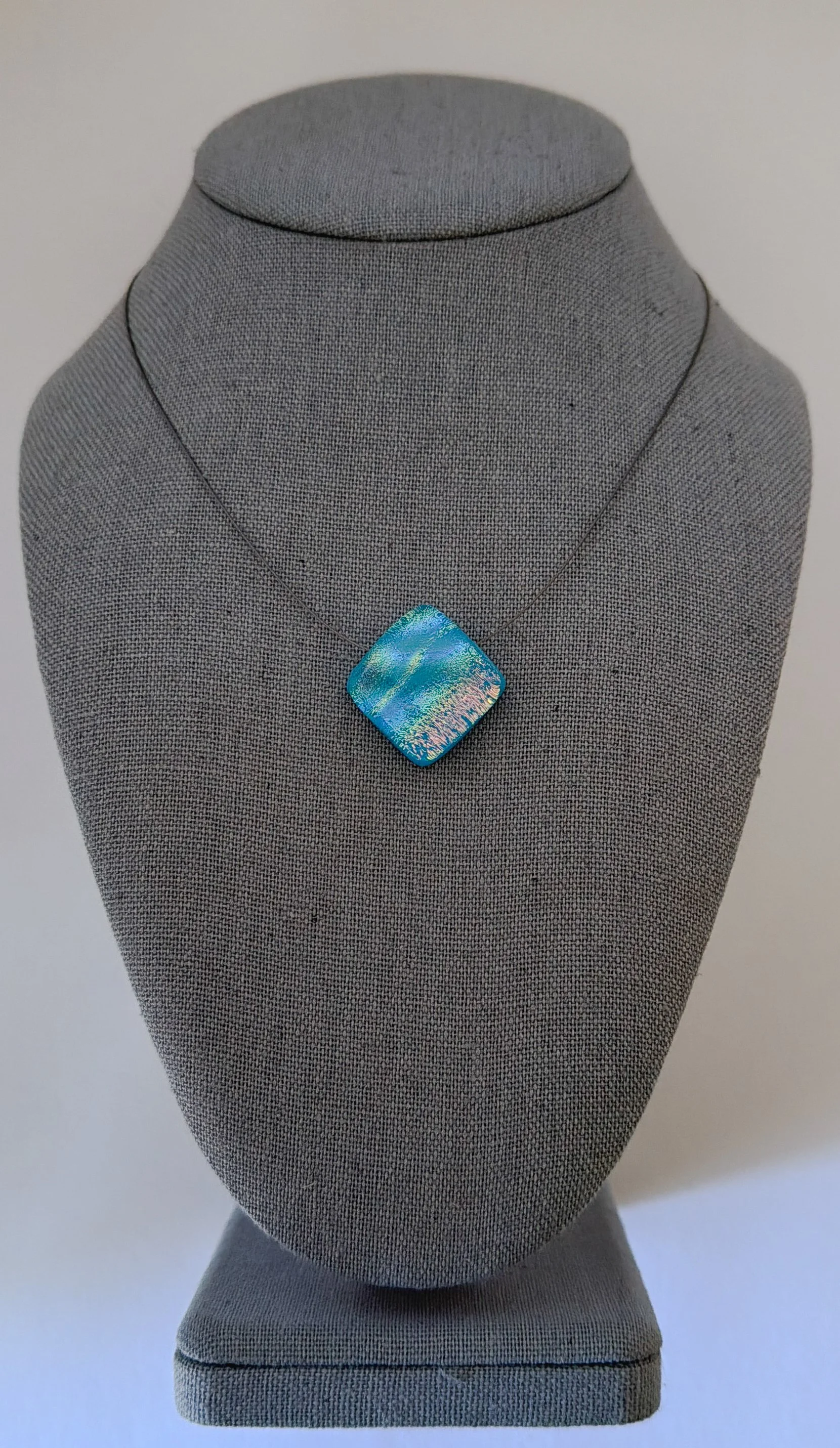 color-out-loud-necklace-diamond-1.jpg