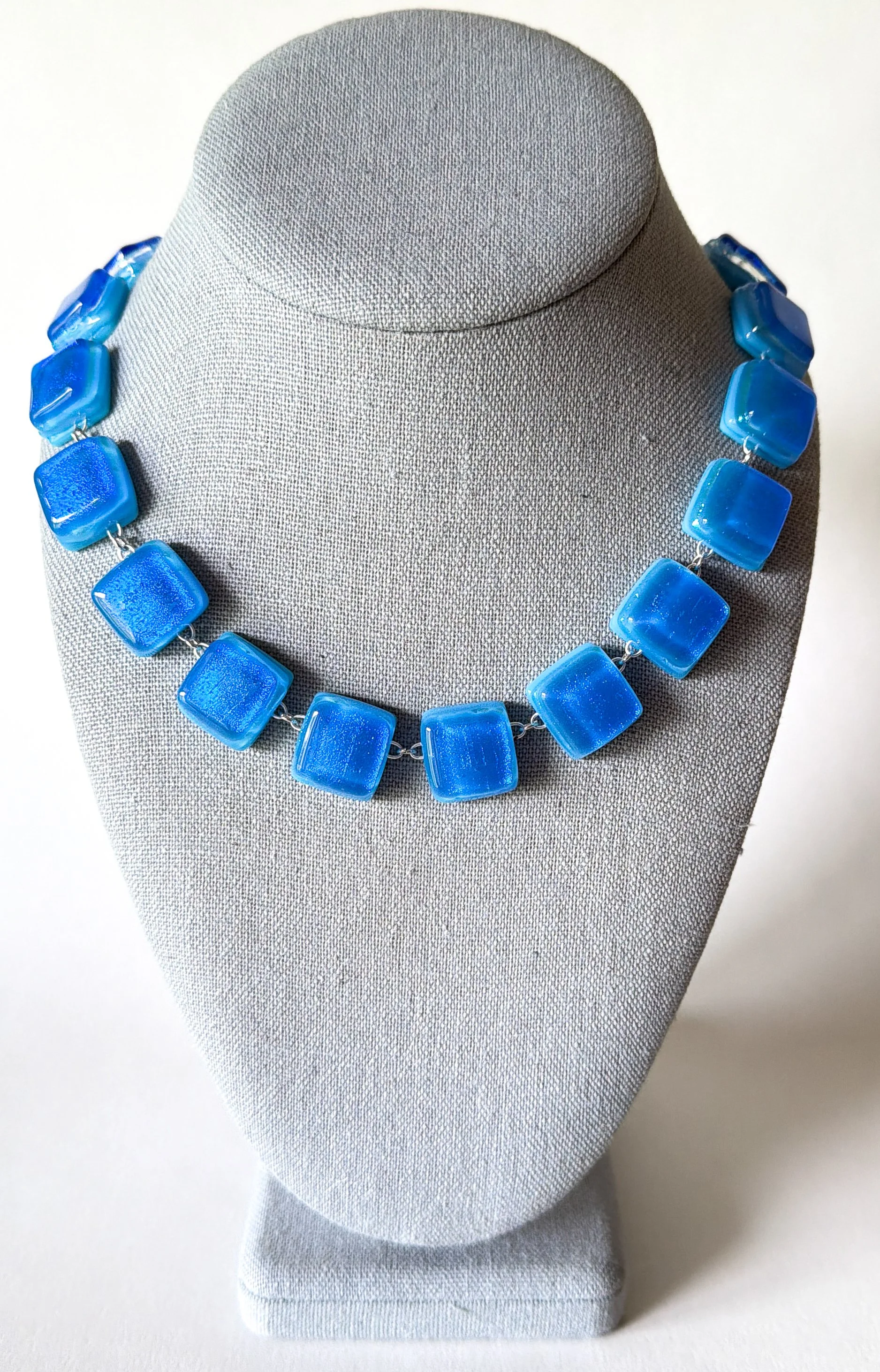 Belfast Blue Rivière Necklace