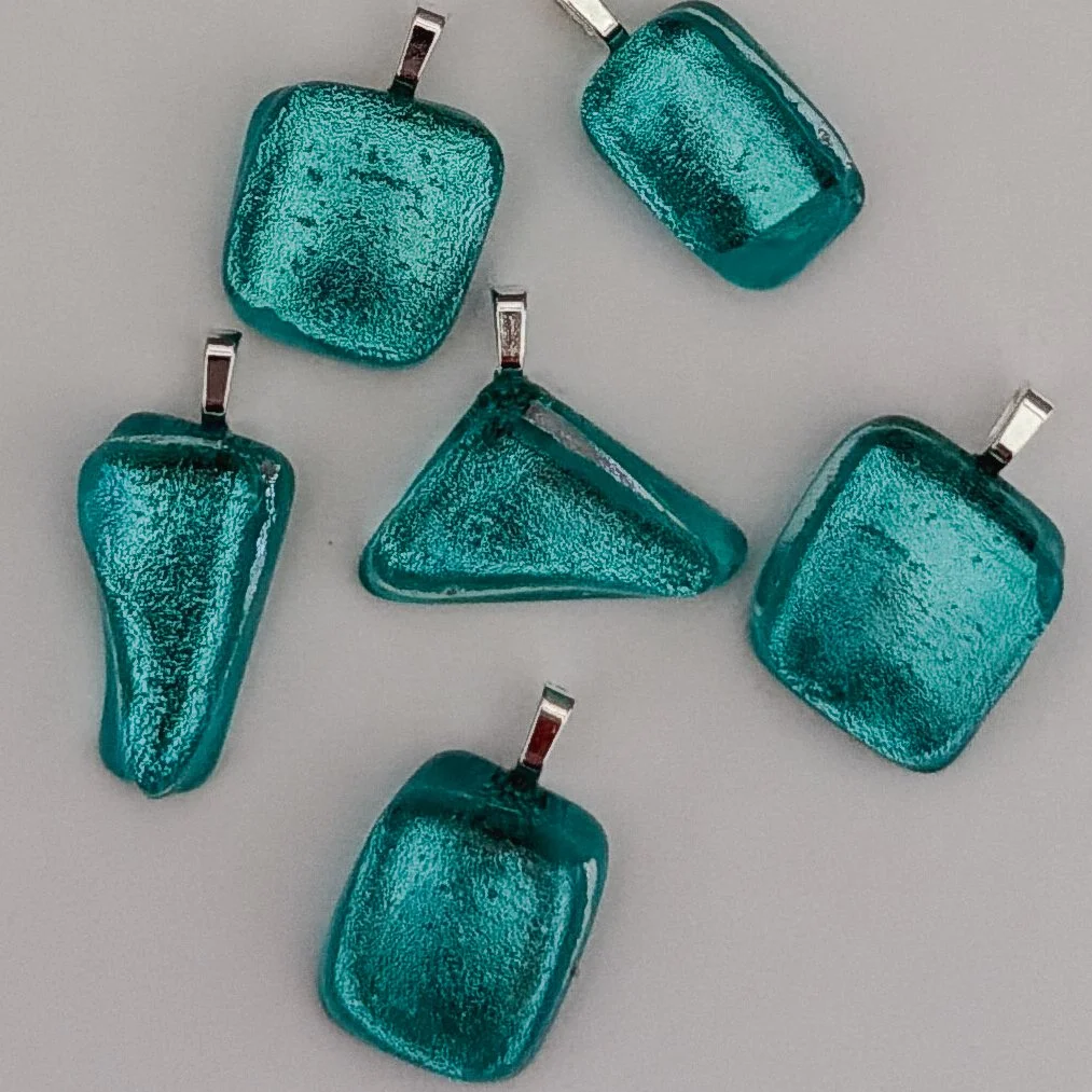 silver-tide-necklace-petite-pendant-1.jpg