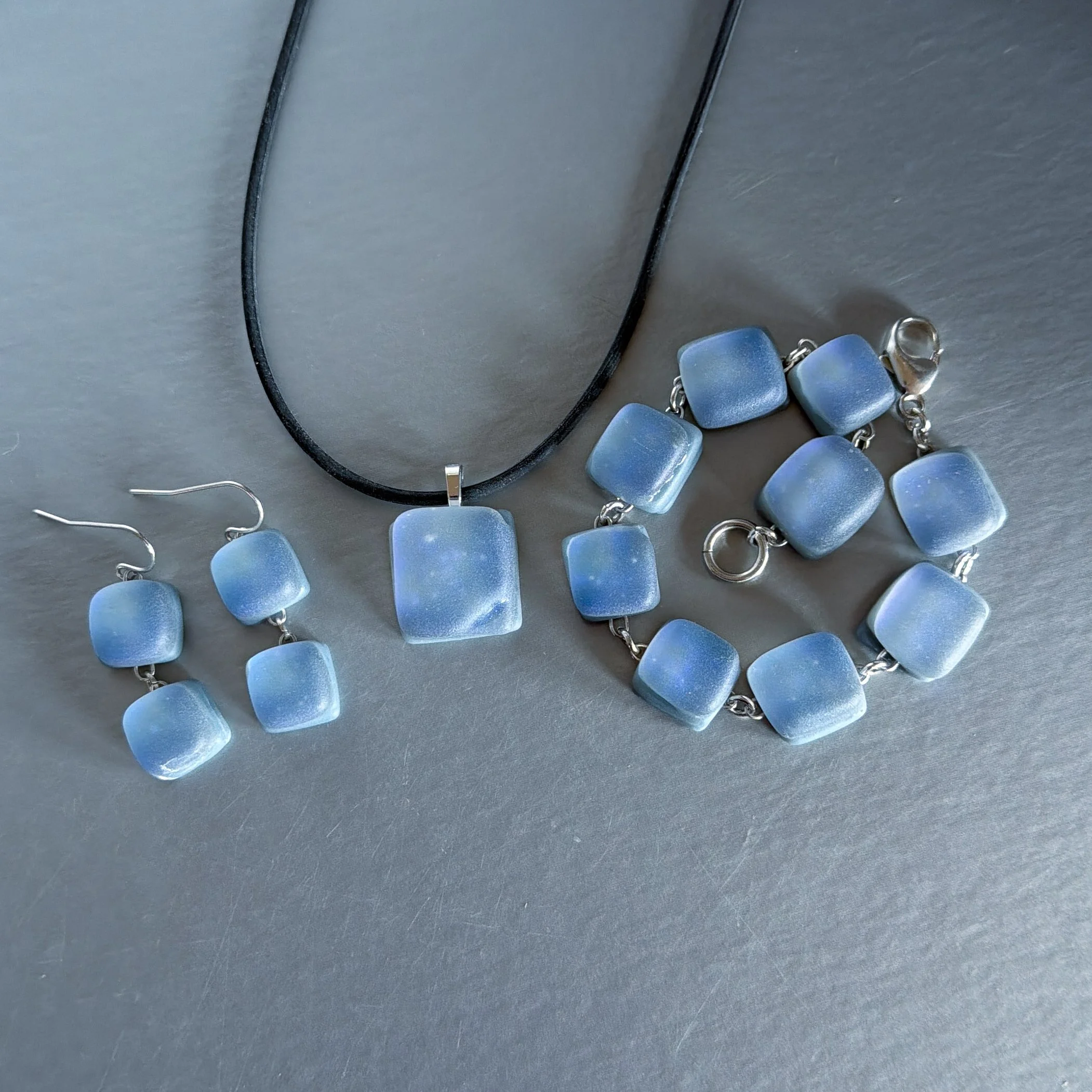 blue-granite-jewelry-set-1.jpg