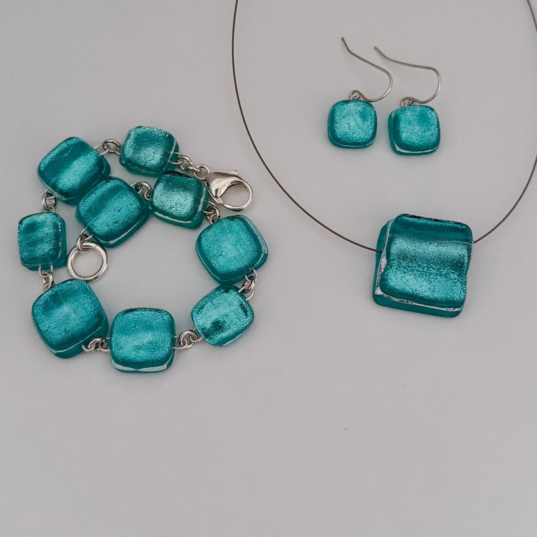 silver-tide-jewelry-set-2.jpg