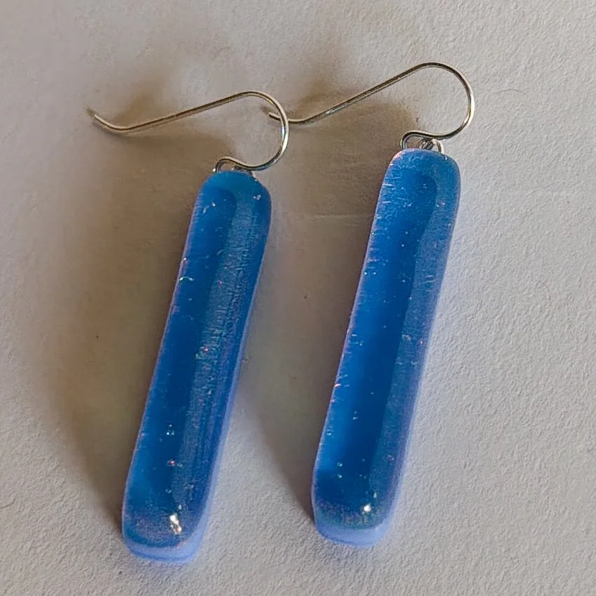 holding-summer-earrings-rectangle-long-1.jpg
