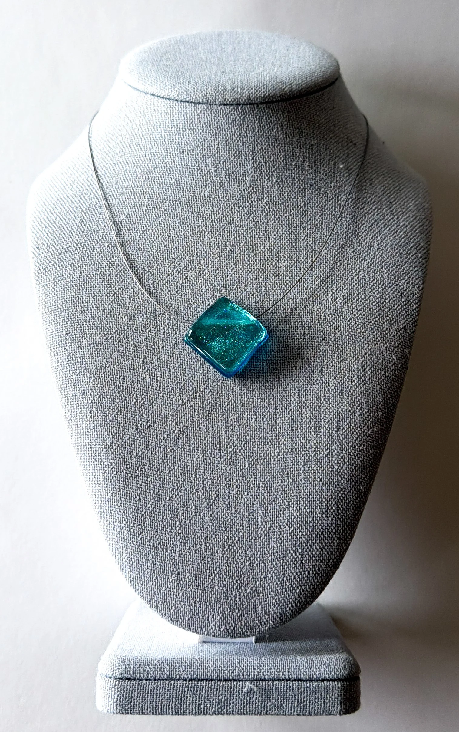 kye-necklace-diamond-1.jpg