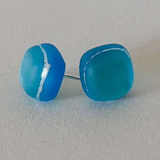 barefoot-in-blue-earrings-post.jpg