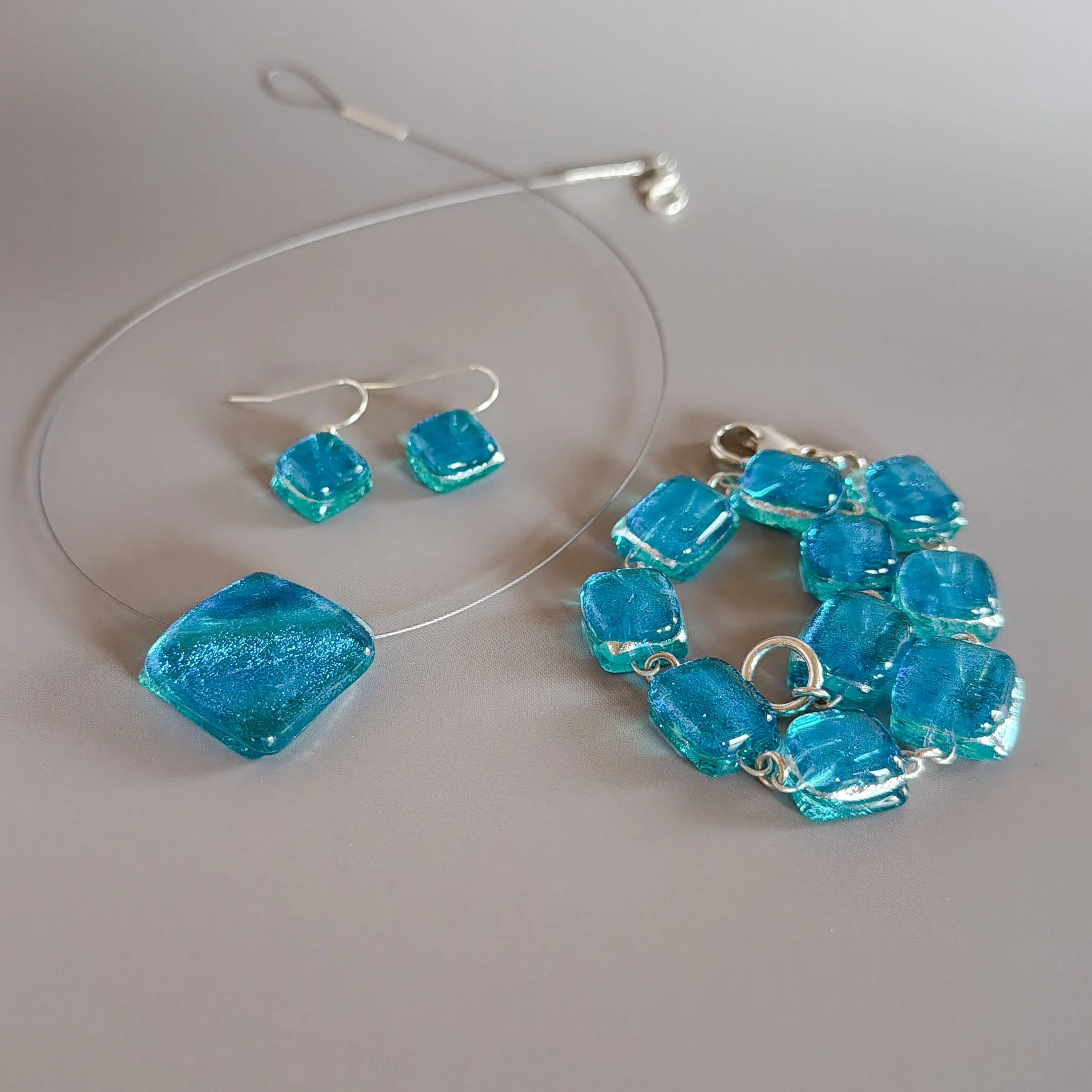 almost-summer-jewelry-set.jpg