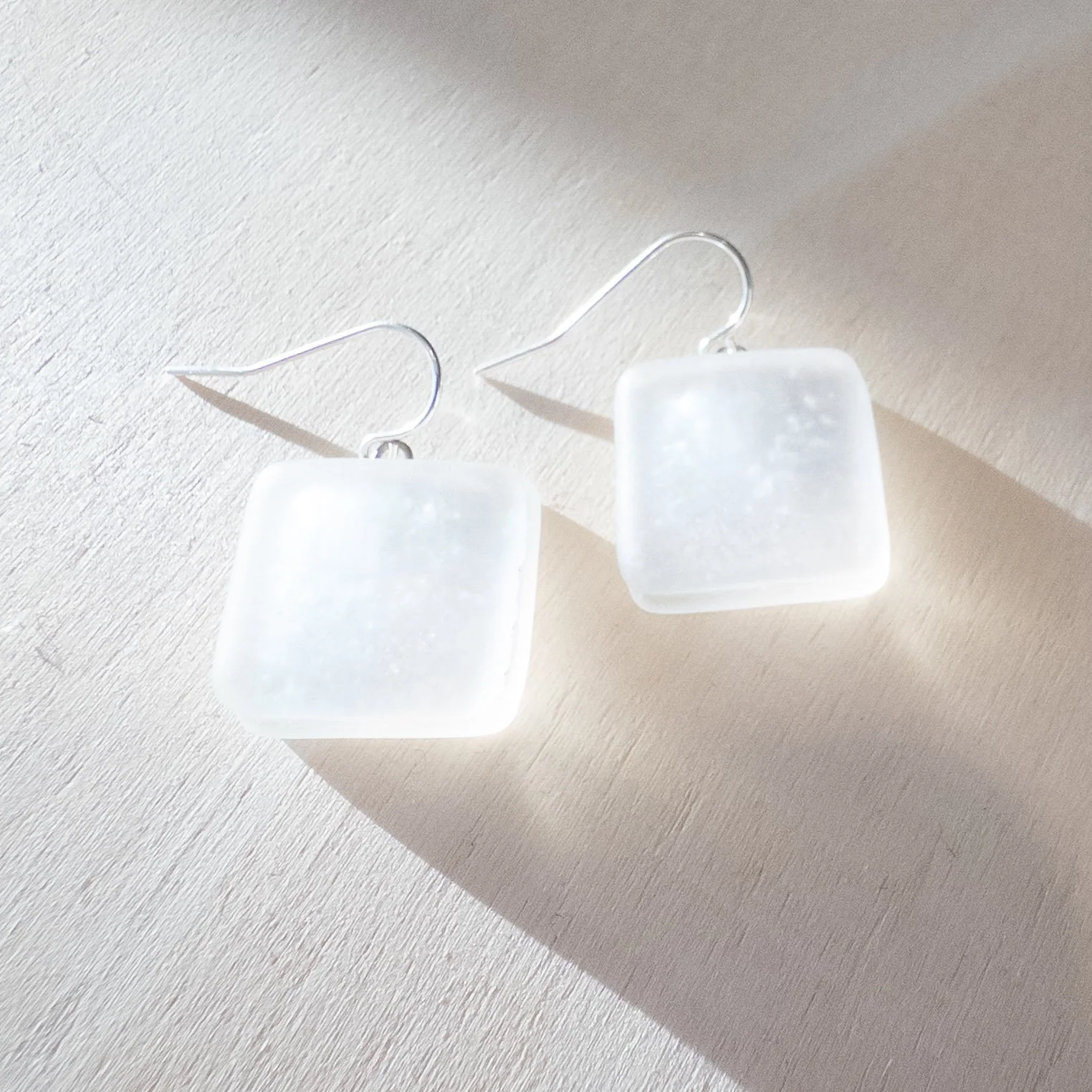 Pearlescent Earrings Square extra large.jpg