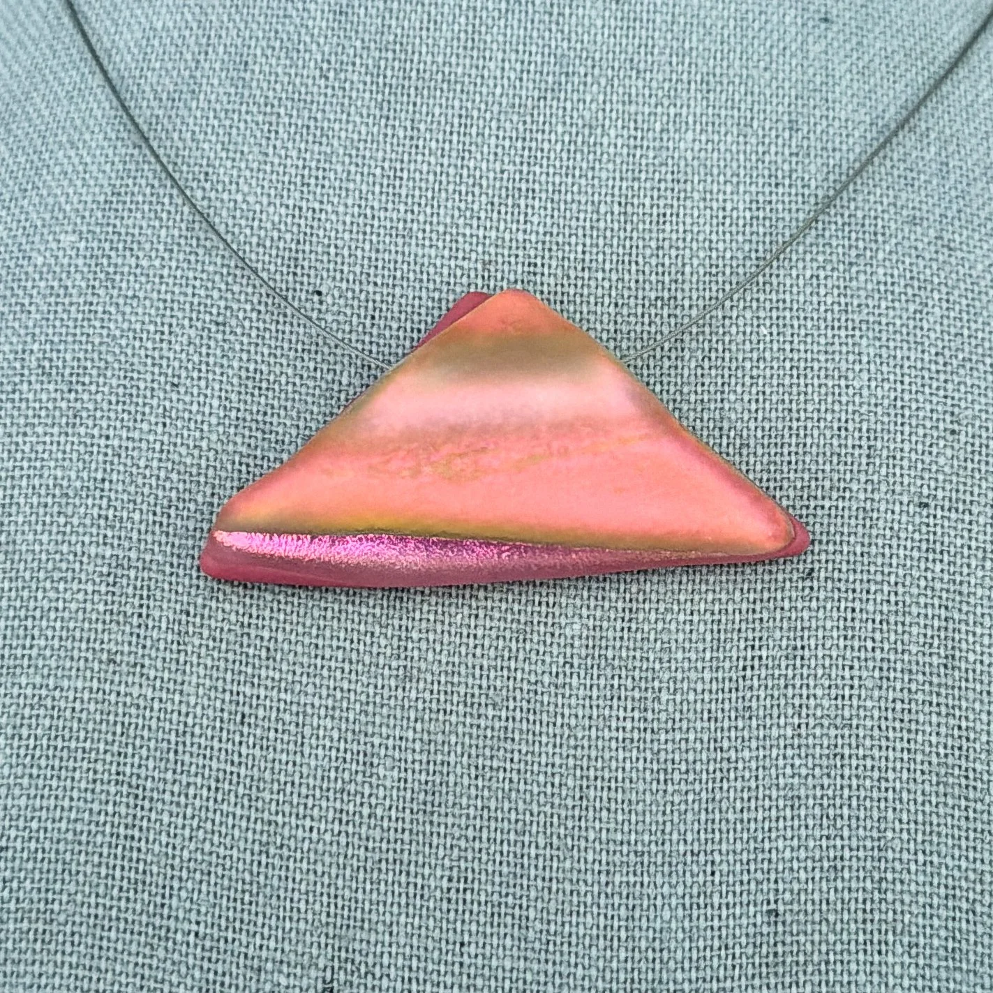 apricot-dawn-necklace-special-triangle-150.jpg