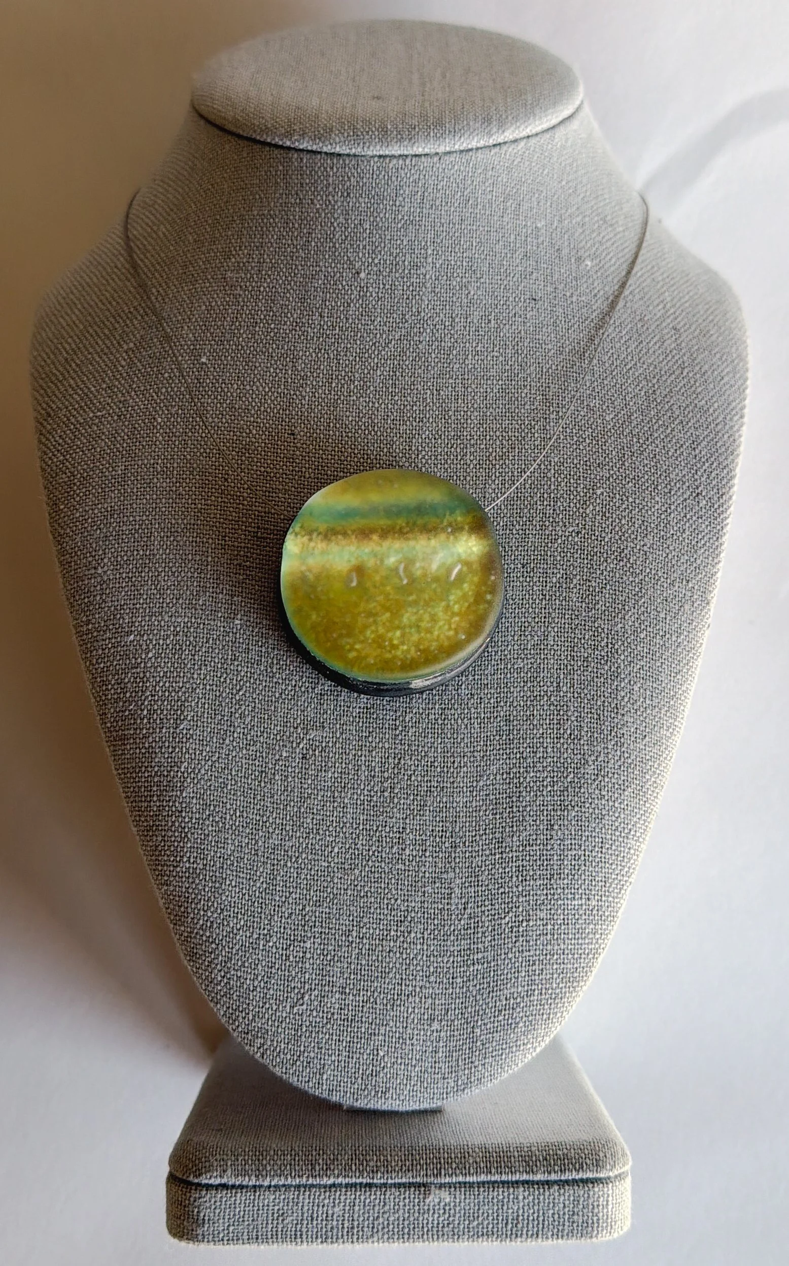 gilded-moss-necklace-circle-1.jpg