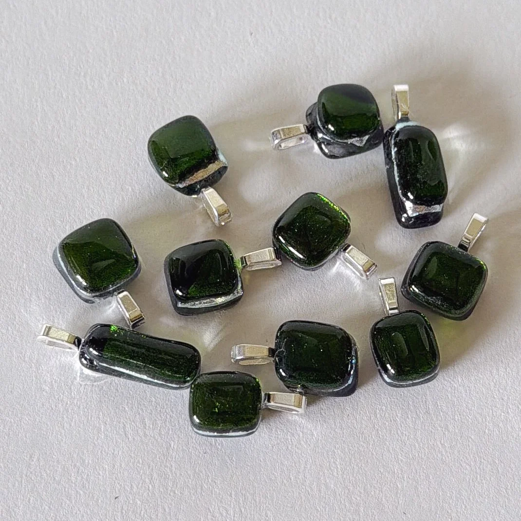 bottlegreen-necklace-candydrops.jpg