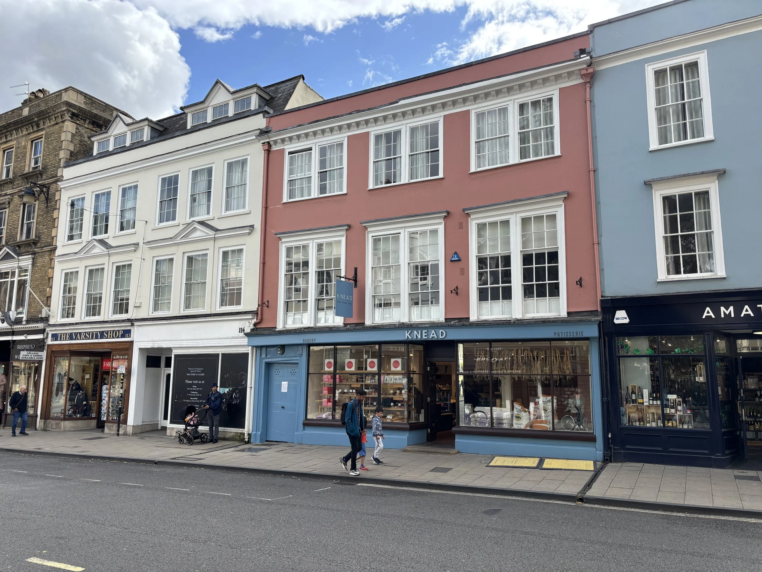 New bakery opens at 115 High Street, Oxford