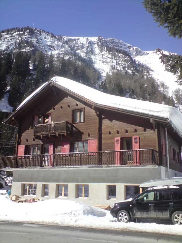 'Skizinal' Extreme skiing hotel
