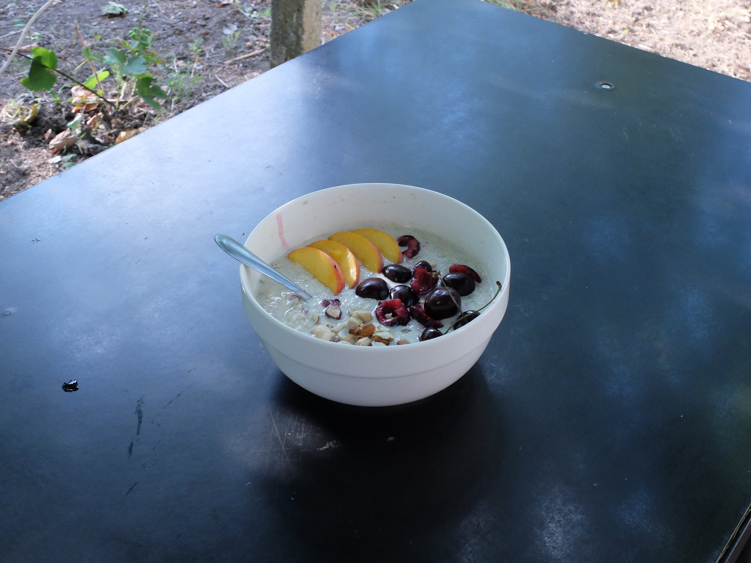   Marine Kaiser, Recipe: Bircher muesli, white ceramic bowl from baba Vasa's kitchen, cooked by Laurenz  