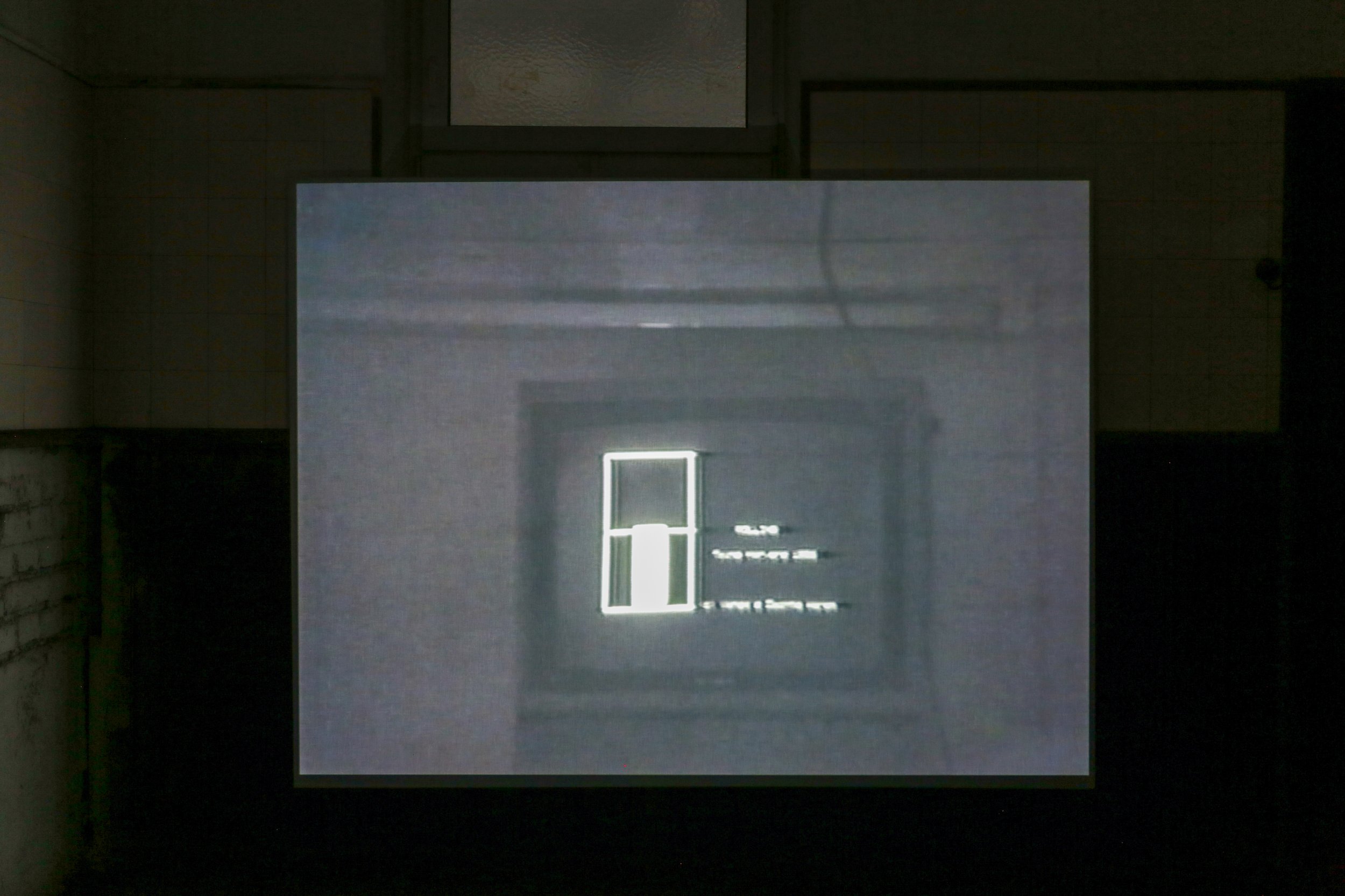   fig12 installation view Toine Horvers, Rolling, 1986 , 00:15:53., In collections: De Appel, LIMA  