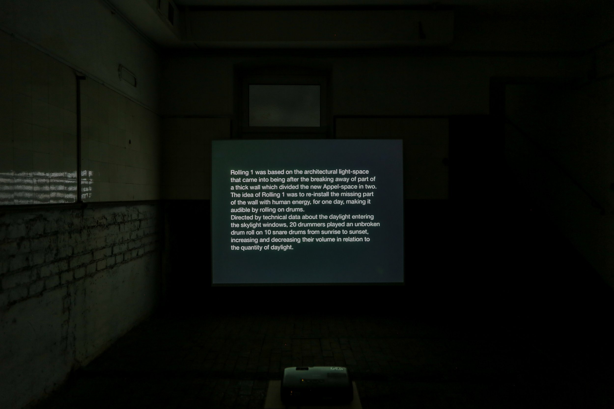   fig19 installation view Toine Horvers, Rolling, 1986 , 00:15:53., In collections: De Appel, LIMA  