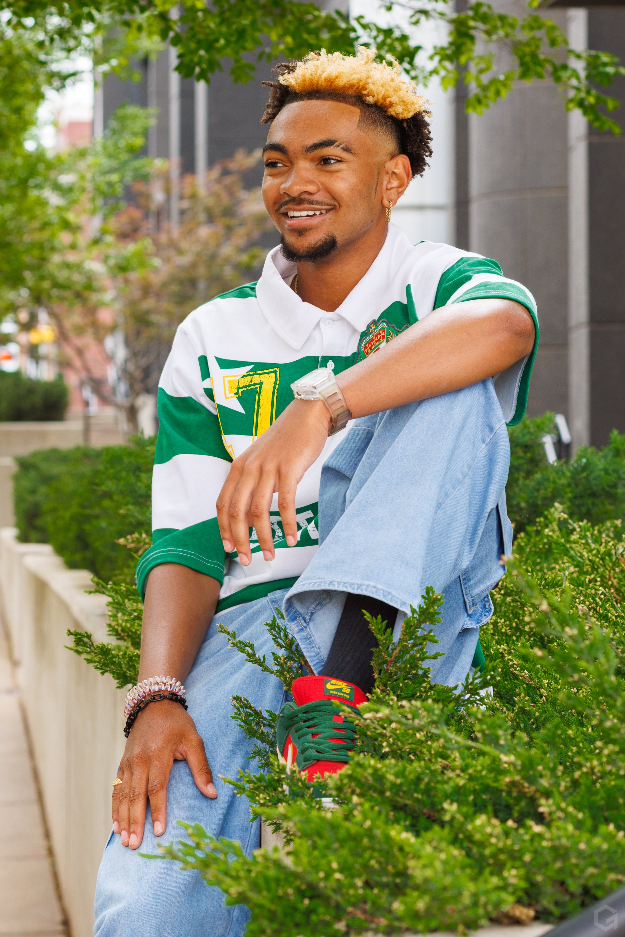 Zamar Senior Photos 2026-005.jpg
