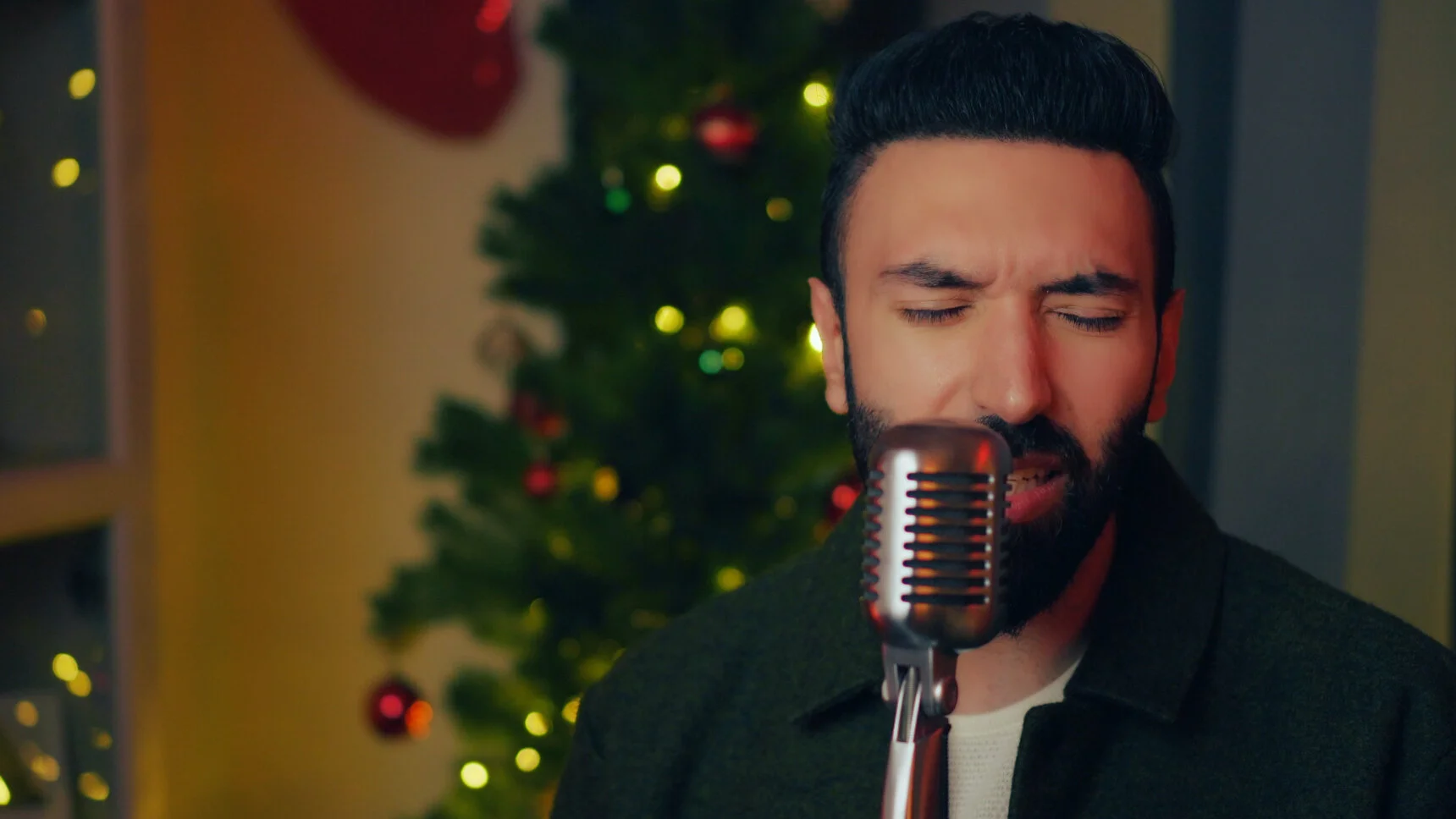 ‘It’s Christmas Time’ (Acoustic)