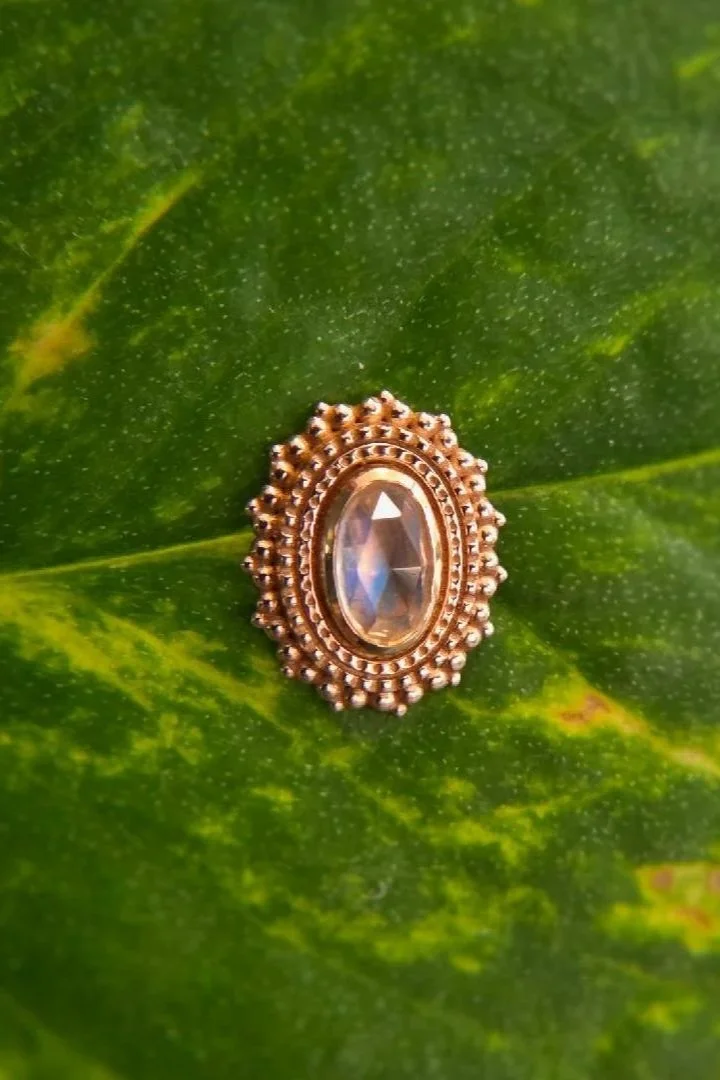 Afghangenuinemoonstone.jpg