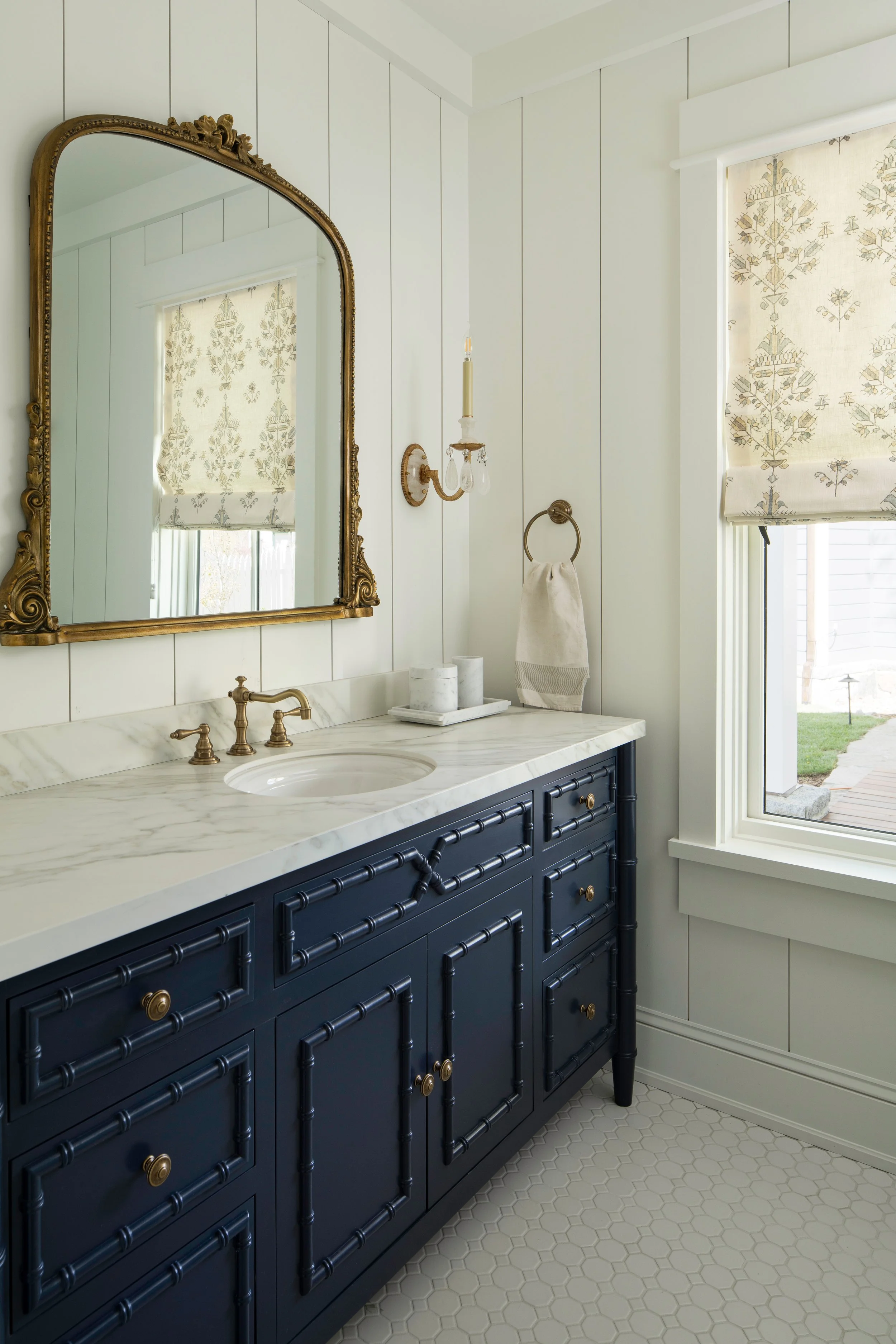 Bathroom 3.jpg