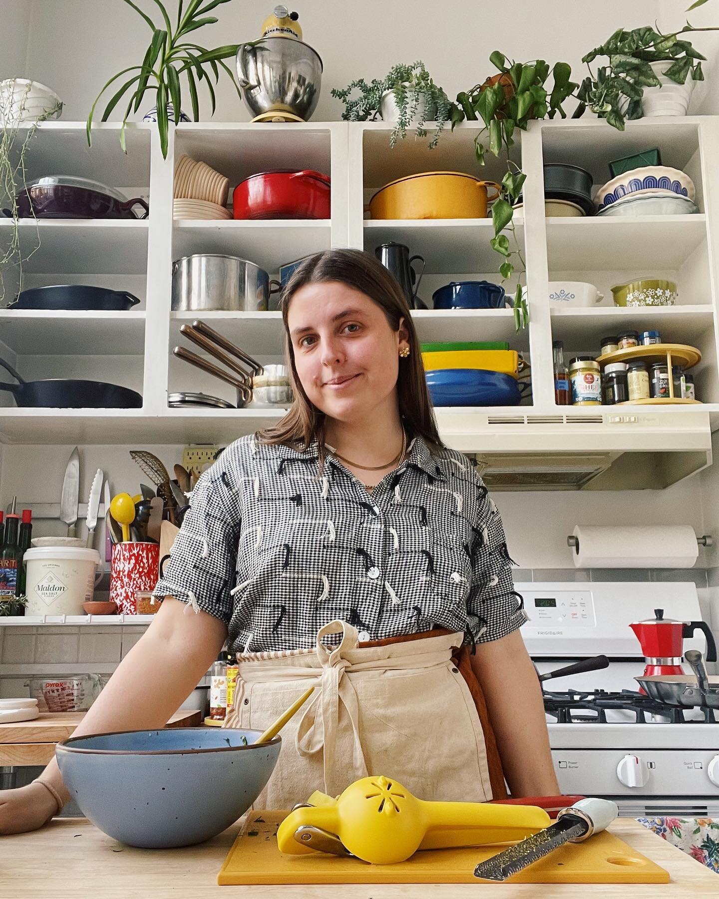 (re)introducing.... the JCFY newsletter! 🥳 there&rsquo;s been a lot of cooking going on in this little kitchen and I&rsquo;m excited to share it with y&rsquo;all 🌸 for paying subscribers, every Monday, I&rsquo;ll be sending out the Recipe Box, whic