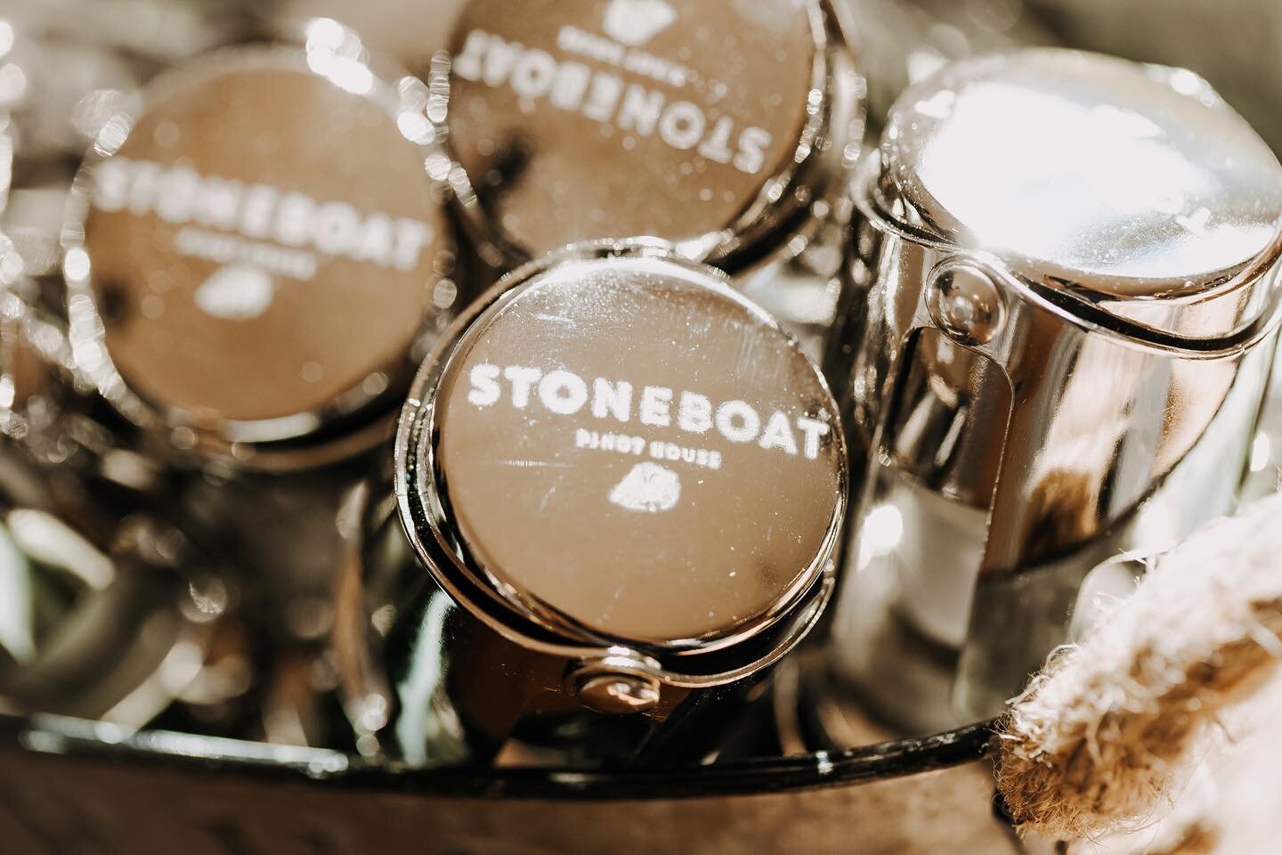 Love these branded sparking wine bottle stoppers from @stoneboatvineyards in Oliver. Are you a merch kind of person? When you walk into a winery, do you like to check out the branded merchandise or is it just about the wine?